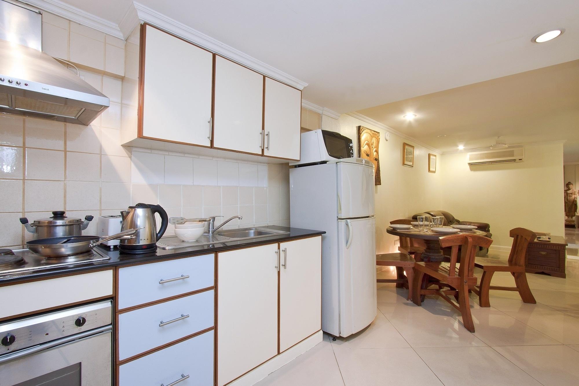 Argyle Apartments Pattaya Exterior foto
